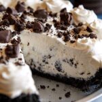 Easy Oreo Cannoli Cream Pie